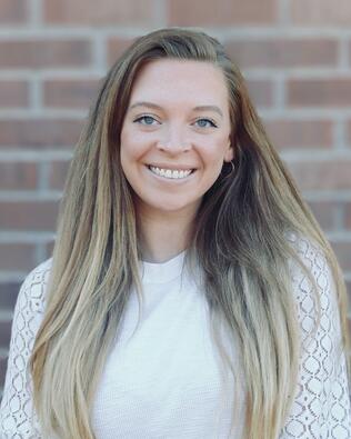 Headshot of Dori Lenk