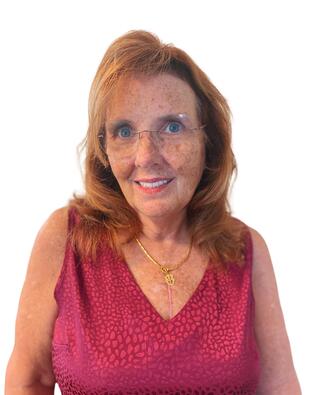 Headshot of Molly Rizzi