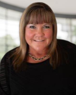 Headshot of Jackie Miller