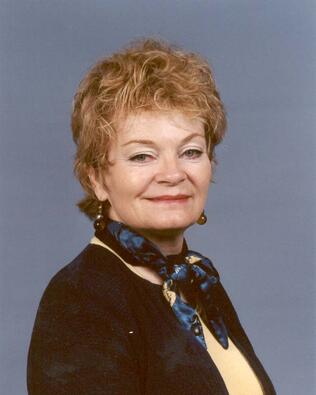 Headshot of Sharon Hills