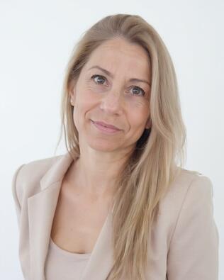 Headshot of Natalia D'Annunzio Silva