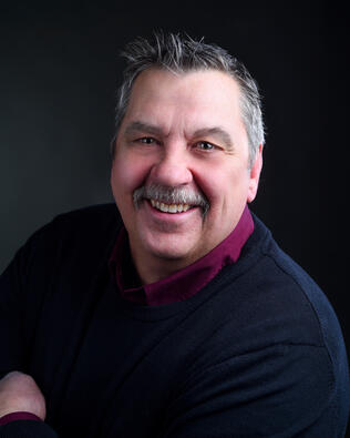 Headshot of Mike Miller