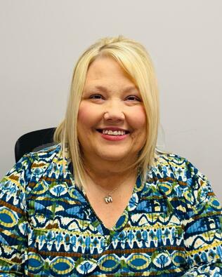 Headshot of Jo Nell Miller