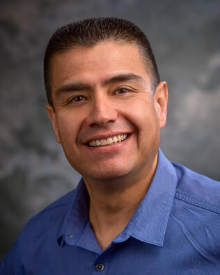 Headshot of Pedro Barraza Jr