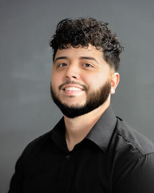 Headshot of Alonzo Gamboa