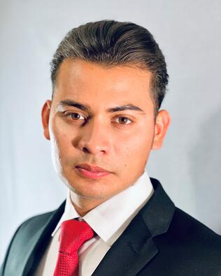 Headshot of Bryant Torres Salinas