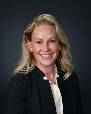 Headshot of Erin Kristbaum