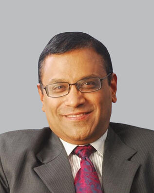 Headshot of Sat Murthi
