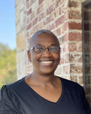 Headshot of Marilyn Moore