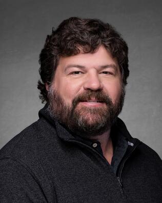 Headshot of Jonathan Newsome