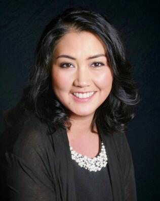 Headshot of Tammy Kim