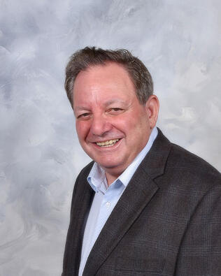 Headshot of Mark Weissmann