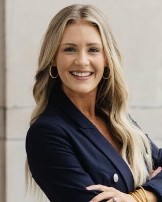 Headshot of Nikki Lingenfelter