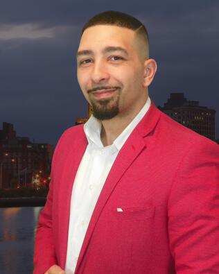 Headshot of Sean Cardso