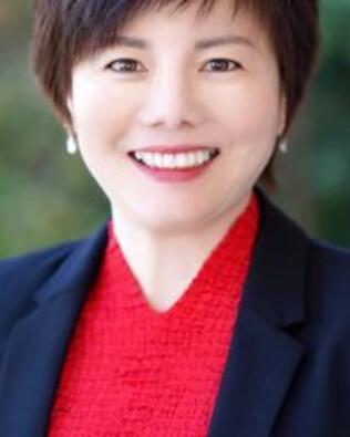 Headshot of Mina Hong