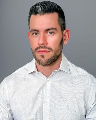 Headshot of Janssen DaSilva
