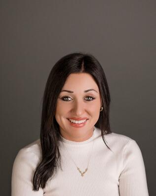 Headshot of Lauren Dugal