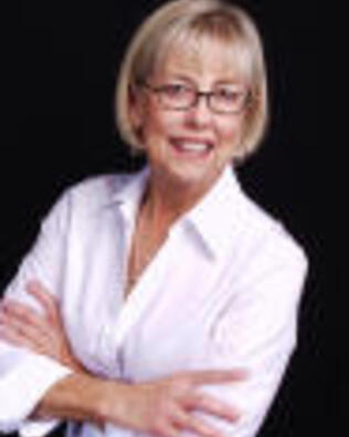 Headshot of Christine Linebaugh
