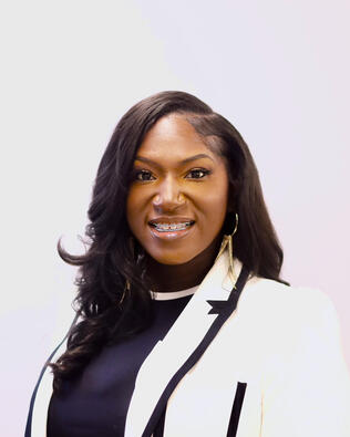 Headshot of Renelle Anderson-Valentine