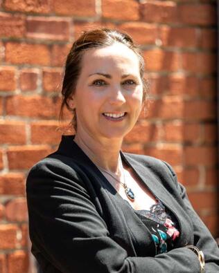 Headshot of Elizabeth Gosink