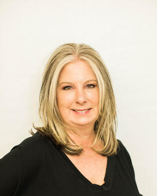 Headshot of Laurie Blackwell