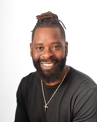 Headshot of Steven Wilson