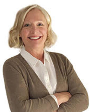 Headshot of Robin Vanderkaay
