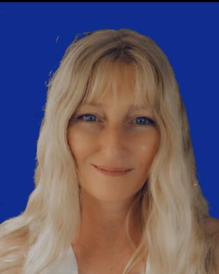 Headshot of Michelle Lee