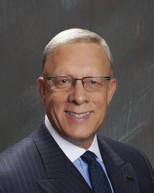 Headshot of Dean Souza