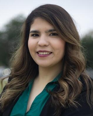 Headshot of Sarahi de la Garza Alonzo