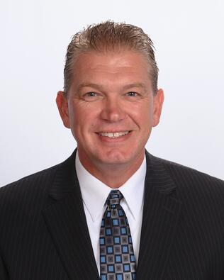 Headshot of Kenneth Franzyshen
