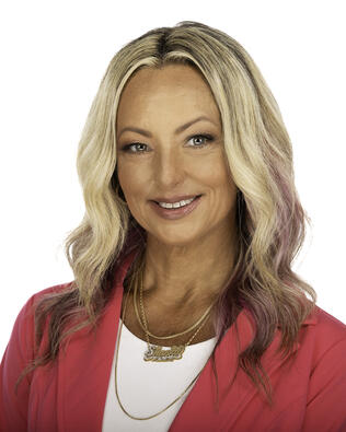 Headshot of Shaska Velez