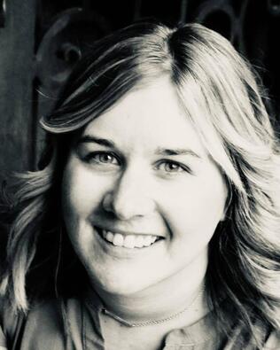 Headshot of Lydia Wolheter