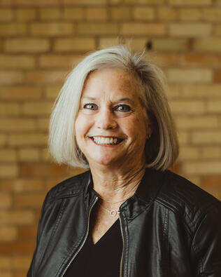 Headshot of Cindy Rank