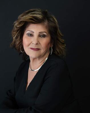 Headshot of Nellie Pena