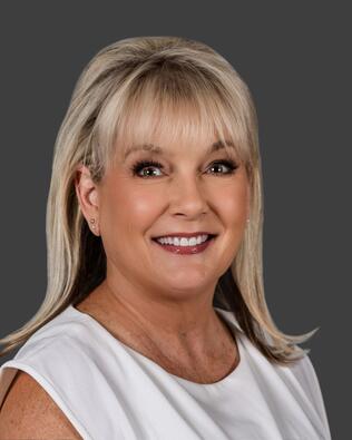 Headshot of Melissa Davis