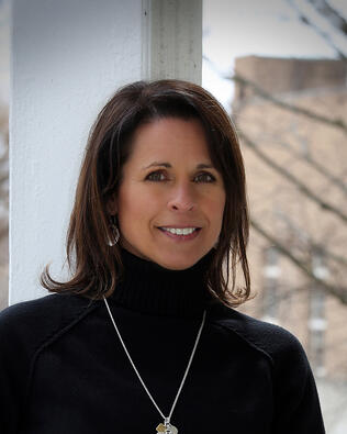 Headshot of Mary Rollert