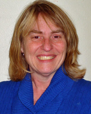 Headshot of Linda Arendt