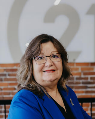 Headshot of Nancy Conklin