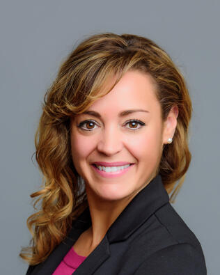 Headshot of Gretchen Archambault