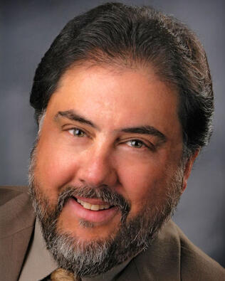 Headshot of Omar Sevilla