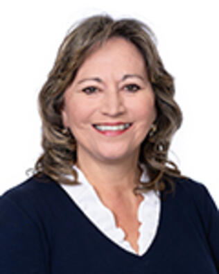 Headshot of Ruth Geisler