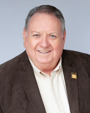 Headshot of Richard McAllister