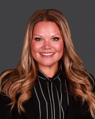 Headshot of Jenny Laughner Homes