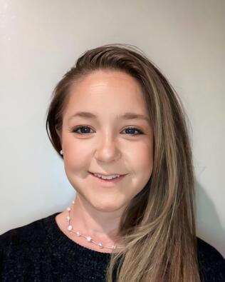 Headshot of Whitney Bayard