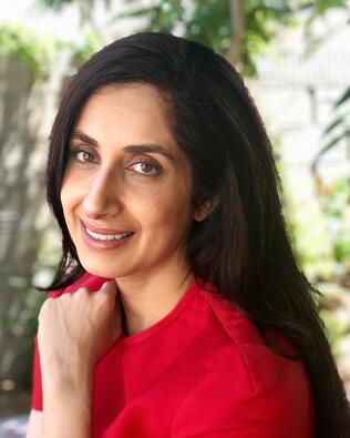 Headshot of Ritu Dewan