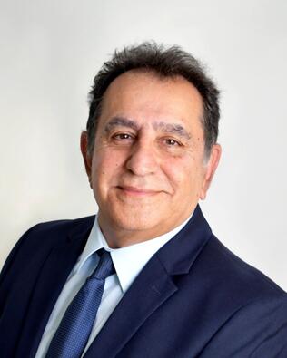 Headshot of Robb Shirazi