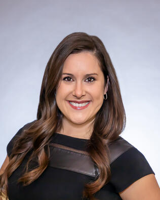 Headshot of Stephanie Bunn