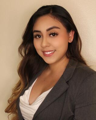 Headshot of Angelina Acosta