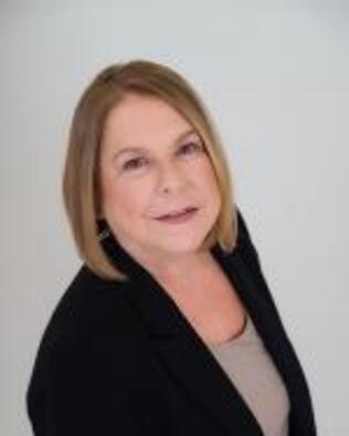 Headshot of Carol Porter